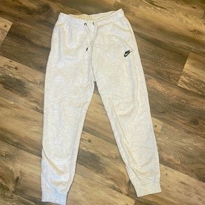 ✨Sz Small Grey Nike Drawstring Sweats | Pants| Athletic ✨